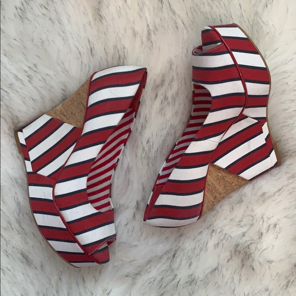 🇺🇸 Gianni Bini Wedges